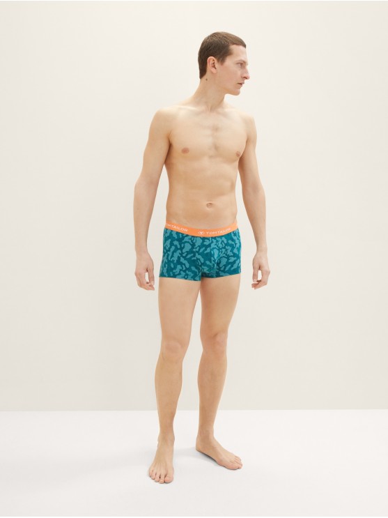 Tom Tailor's 3-Pack Green Boxers for Men: The Perfect Accessory