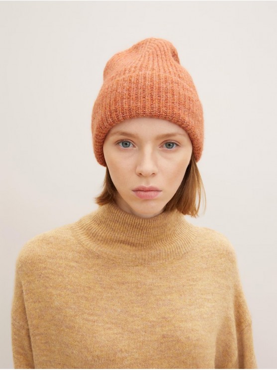 Жіночі шапки-біні від бренду Tom Tailor в помаранчевому кольорі