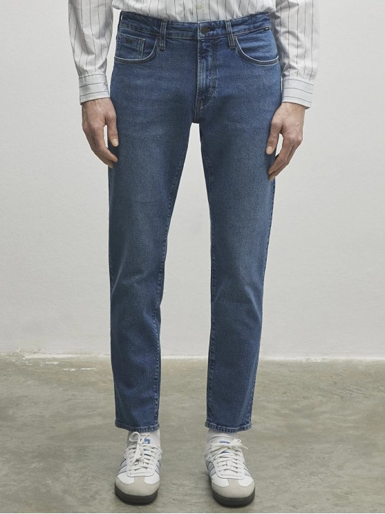 Stylish Mavi Tapered Jeans for Men in Blue