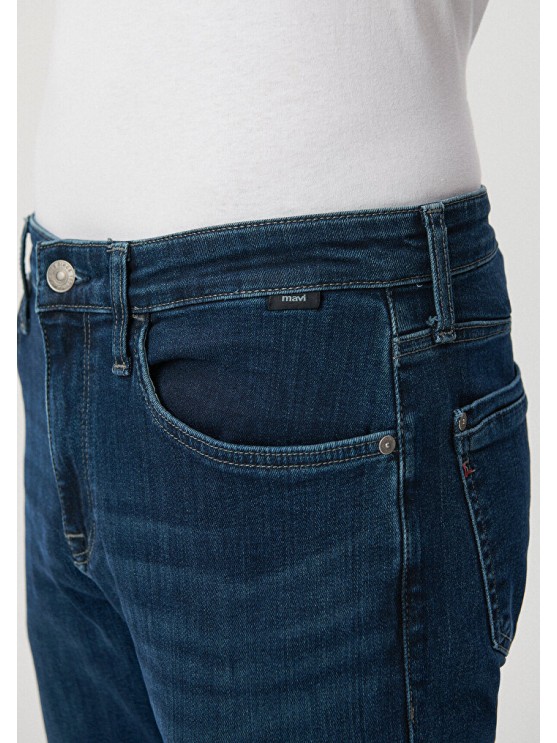 Мужские джинсы Mavi синего цвета, средняя посадка и прямой фасон
