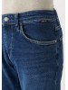 Чоловічі джинси Mavi синього кольору з середньою посадкою та завуженим фасоном