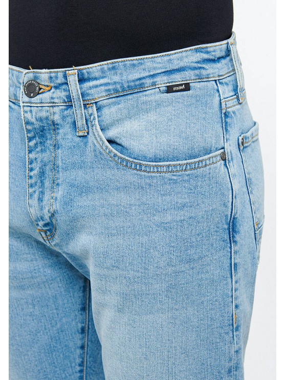 Мужские джинсы Mavi, средняя посадка, вузкий фасон (tapered), блакитного цвета