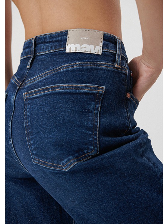 Discover Mavi's High-Waisted Mom Jeans in Blue for Women