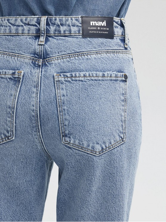 Mavi's High-Waisted Straight Blue Jeans for Women
