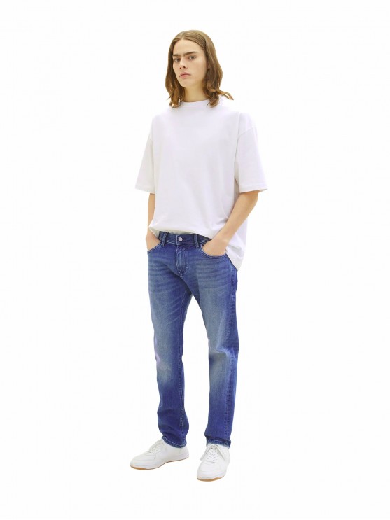 Чоловічі джинси Tom Tailor синього кольору з середньою посадкою та завуженим фасоном