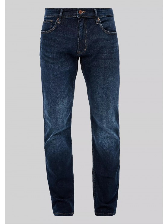 Чоловічі джинси від Q/S by s.Oliver: синього кольору з середньою посадкою та завуженим фасоном.