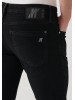 Мужские джинсы Mavi скіні, черного цвета средней посадки