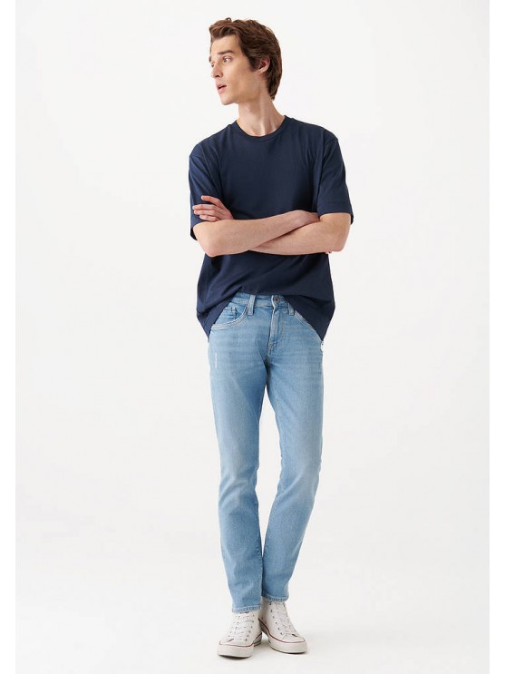 Mavi джинсы для мужчин: середняя посадка, скіні фасон, блакитні