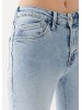 Женские джинсы Mavi с высокой посадкой и скини фасоном в блакитном цвете
