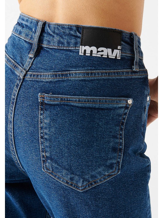 Женские джинсы Mavi с высокой посадкой и фасоном mom, синего цвета.