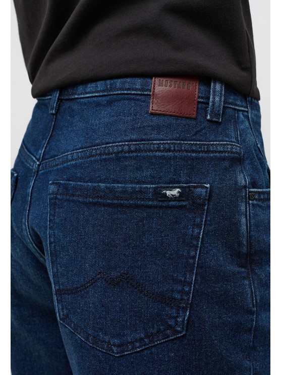 Жіночі джинси Mustang високої посадки, фасон мом, синього кольору