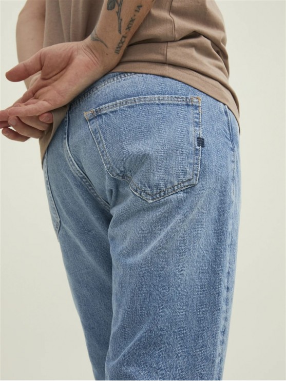 Jack Jones Blue Denim Jeans for Men - Loose Fit, Mid-Rise (середня посадка)