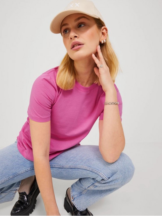Женские базовые розовые футболки от бренда JJXX