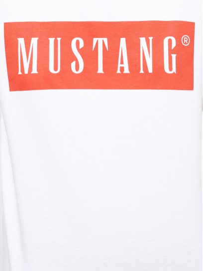 Жіночі футболки Mustang з лого принтом на білому фоні
