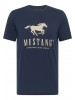 Чоловіча футболка з принтом від Mustang - синього кольору