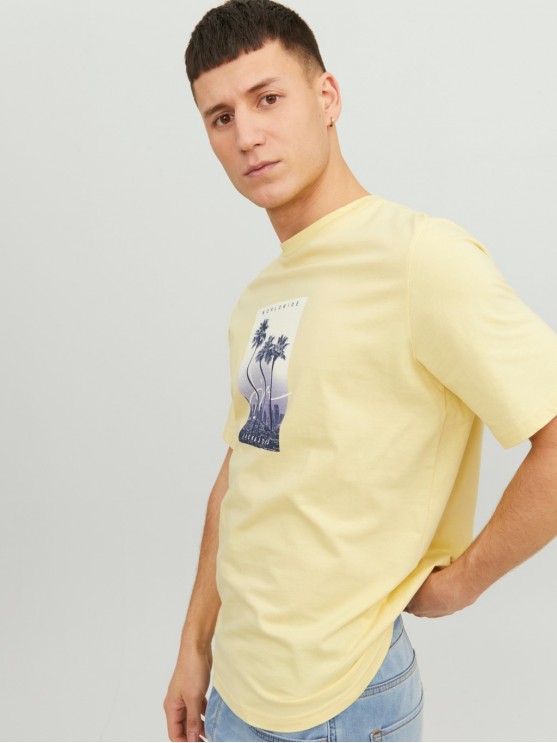 Чоловіча футболка Jack Jones з принтом на жовтому фоні