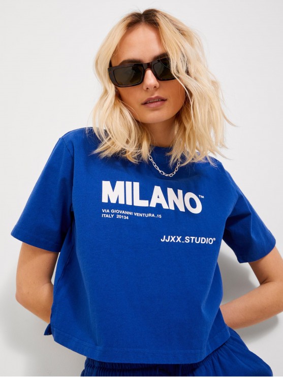 Синяя футболка с принтом для женщин от бренда JJXX