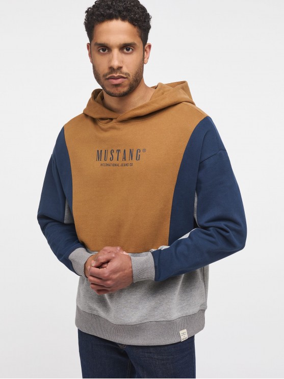 Mustang Men's Brown Hoodie with Attached Hood
