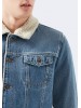 Чоловіча джинсова куртка від Mavi: синя, ідеальна на осінь та весну.