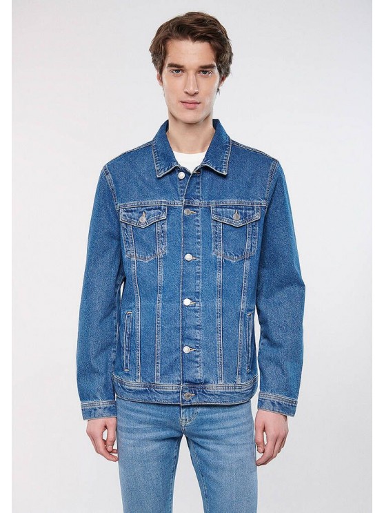 Чоловіча джинсова куртка від Mavi: синього кольору.
