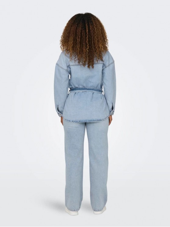 Джинсова куртка від Only - світло-синя класика для жінок
