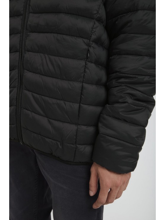 Мужские куртки BLEND: осенне-весенняя коллекция в чёрном цвете.