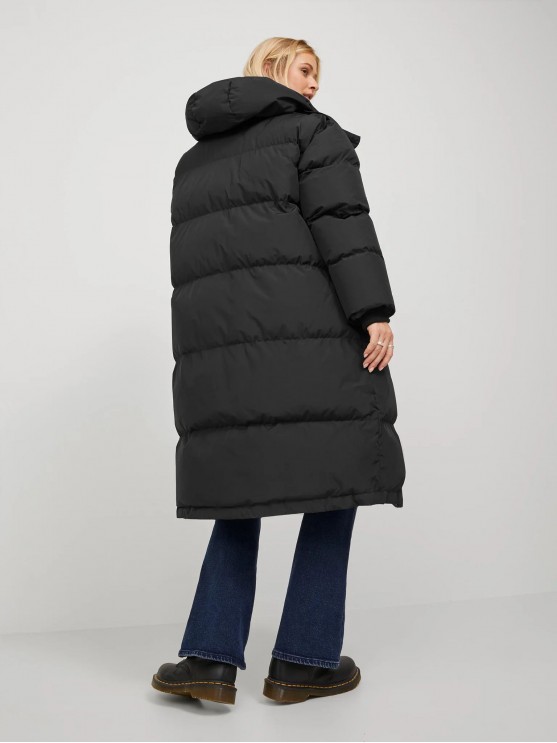 Stay warm in style with JJXX's Black Winter Jacket for Women
