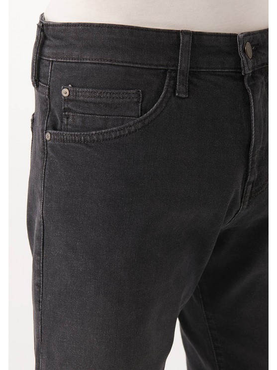 Чоловічі джинсові шорти Mavi в чорному кольорі