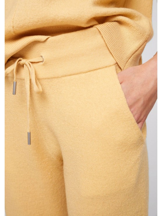 Жіночі джогери жовтого кольору від s.Oliver