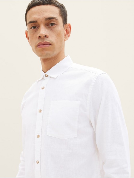 Чоловіча біла льняна сорочка від Tom Tailor