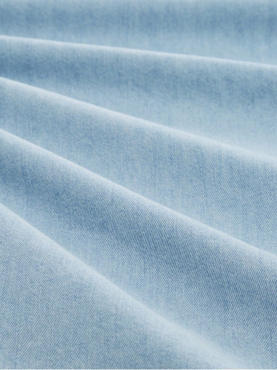 Жіноча джинсова оверсайз сорочка світло-синього кольору від Tom Tailor